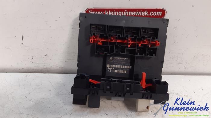 Gebruikte Module Bodycontrol Volkswagen Caddy Prijs € 30,00 Margeregeling aangeboden door Klein Gunnewiek Autodemontage & Motorentechniek