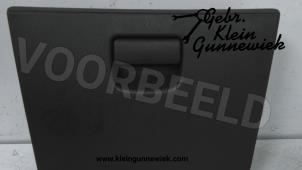 Gebruikte Dashboardkastje Opel Agila Prijs € 25,00 Margeregeling aangeboden door Gebr.Klein Gunnewiek Ho.BV