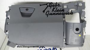 Gebruikte Handschoenenkastje Ford Transit Custom Prijs € 35,00 Margeregeling aangeboden door Gebr.Klein Gunnewiek Ho.BV