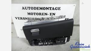Gebruikte Dashboardkastje Porsche Panamera Prijs € 125,00 Margeregeling aangeboden door Klein Gunnewiek Autodemontage & Motorentechniek