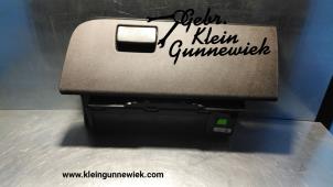 Gebruikte Dashboardkastje Opel Ampera Prijs € 50,00 Margeregeling aangeboden door Gebr.Klein Gunnewiek Ho.BV