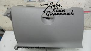 Gebruikte Dashboardkastje Renault Kangoo Prijs € 45,00 Margeregeling aangeboden door Gebr.Klein Gunnewiek Ho.BV