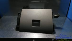 Gebruikte Dashboardkastje Ford C-Max Prijs € 35,00 Margeregeling aangeboden door Klein Gunnewiek Autodemontage & Motorentechniek