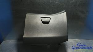 Gebruikte Handschoenenkastje Ford Fiesta Prijs € 35,00 Margeregeling aangeboden door Klein Gunnewiek Autodemontage & Motorentechniek