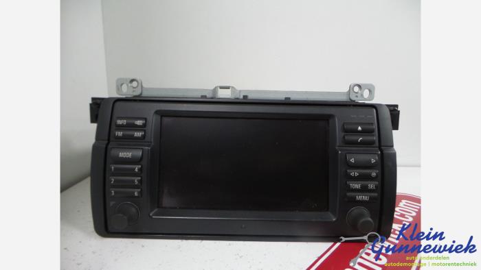 Gebruikte Display Interieur BMW 3-Serie Prijs € 225,00 Margeregeling aangeboden door Klein Gunnewiek Autodemontage & Motorentechniek
