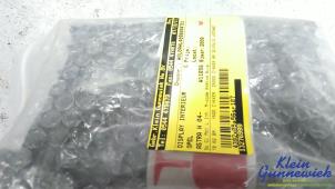 Gebruikte Display Interieur Opel Astra Prijs € 35,00 Margeregeling aangeboden door Klein Gunnewiek Autodemontage & Motorentechniek