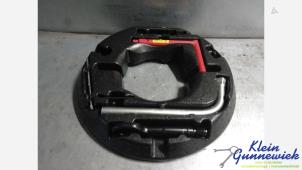 Gebruikte Gereedschap Set Audi A4 Prijs € 40,00 Margeregeling aangeboden door Klein Gunnewiek Autodemontage & Motorentechniek