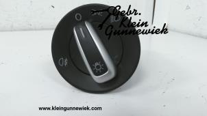 Gebruikte Licht Schakelaar Volkswagen Polo Prijs € 15,00 Margeregeling aangeboden door Gebr.Klein Gunnewiek Ho.BV