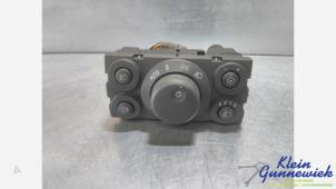 Gebruikte Licht Schakelaar Opel Astra Prijs € 25,00 Margeregeling aangeboden door Klein Gunnewiek Autodemontage & Motorentechniek