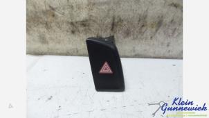 Gebruikte Paniekverlichtings Schakelaar Audi SQ5 Prijs € 15,00 Margeregeling aangeboden door Klein Gunnewiek Autodemontage & Motorentechniek