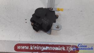 Gebruikte Motor Centrale Deurvergrendeling Hyundai Getz Prijs € 25,00 Margeregeling aangeboden door Klein Gunnewiek Autodemontage & Motorentechniek