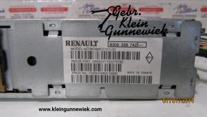 Gebruikte Navigatie Systeem Renault Laguna Prijs € 45,00 Margeregeling aangeboden door Gebr.Klein Gunnewiek Ho.BV