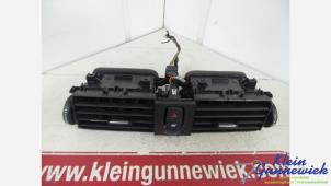 Gebruikte Paniekverlichtings Schakelaar BMW 3-Serie Prijs € 35,00 Margeregeling aangeboden door Klein Gunnewiek Autodemontage & Motorentechniek