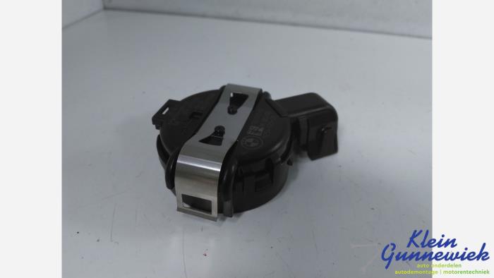 Gebruikte Regensensor BMW 7-Serie Prijs € 18,00 Margeregeling aangeboden door Klein Gunnewiek Autodemontage & Motorentechniek
