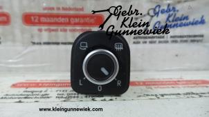 Gebruikte Schakelaar Spiegel Volkswagen Sharan Prijs € 40,00 Margeregeling aangeboden door Gebr.Klein Gunnewiek Ho.BV