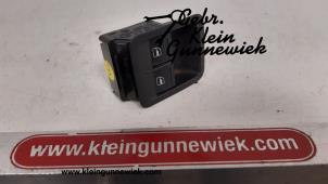 Gebruikte Schakelblok ruiten Volkswagen Caddy Prijs € 15,00 Margeregeling aangeboden door Gebr.Klein Gunnewiek Ho.BV