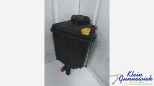 Gebruikte Expansievat BMW 7-Serie Prijs € 30,00 Margeregeling aangeboden door Klein Gunnewiek Autodemontage & Motorentechniek