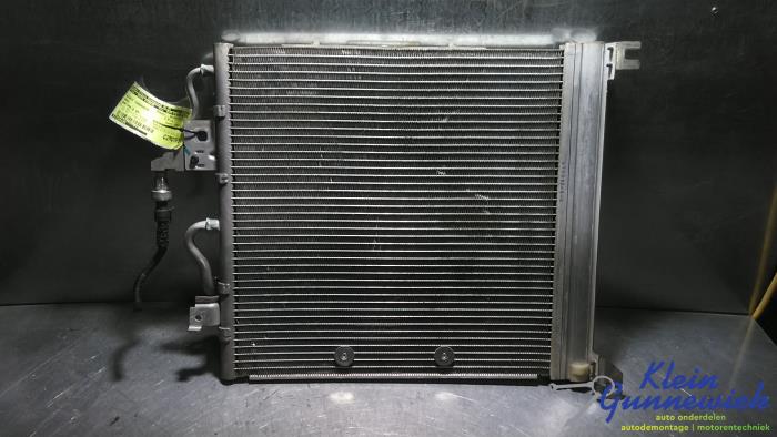 Airco Condensor van een Opel Zafira 2012