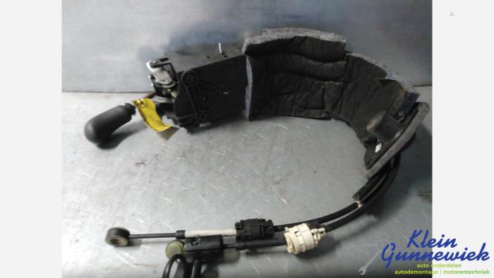 Gebruikte Versnellingspook Renault Kangoo Prijs € 36,00 Margeregeling aangeboden door Klein Gunnewiek Autodemontage & Motorentechniek