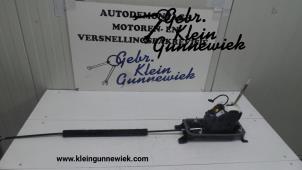 Gebruikte Versnellingspook Volkswagen Golf Prijs € 145,00 Margeregeling aangeboden door Gebr.Klein Gunnewiek Ho.BV