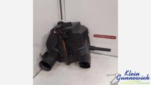 Gebruikte Luchtfilterhuis Renault Trafic Prijs € 65,00 Margeregeling aangeboden door Klein Gunnewiek Autodemontage & Motorentechniek