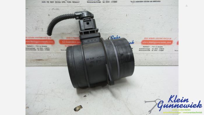 Gebruikte Luchthoeveelheidsmeter Volkswagen Passat Prijs € 15,00 Margeregeling aangeboden door Klein Gunnewiek Autodemontage & Motorentechniek