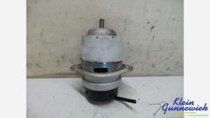 Gebruikte Motorsteun Volkswagen Touareg Prijs € 65,00 Margeregeling aangeboden door Klein Gunnewiek Autodemontage & Motorentechniek