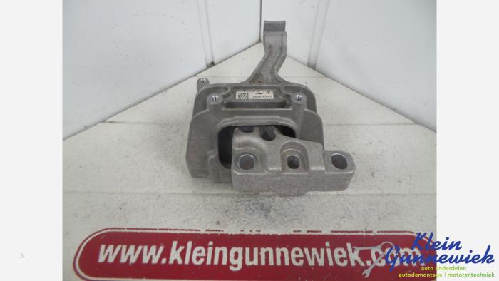 Gebruikte Motorrubber Volkswagen Golf Sportsvan Prijs € 45,00 Margeregeling aangeboden door Klein Gunnewiek Autodemontage & Motorentechniek