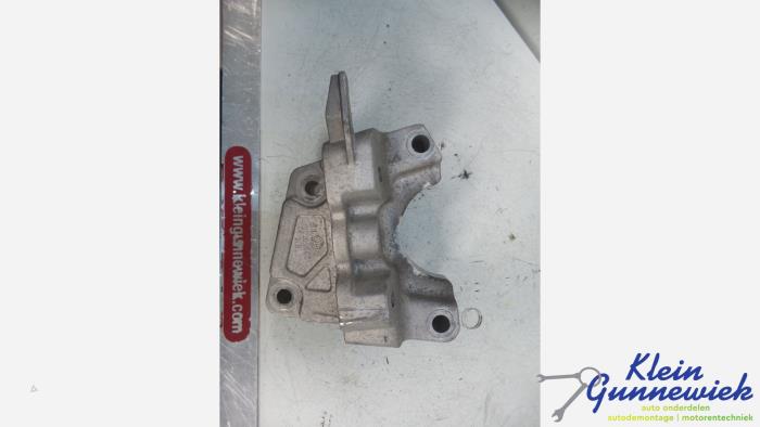 Gebruikte Motorsteun Opel Insignia Prijs € 22,00 Margeregeling aangeboden door Klein Gunnewiek Autodemontage & Motorentechniek