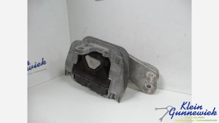 Gebruikte Motorrubber Volkswagen Jetta Prijs € 20,00 Margeregeling aangeboden door Klein Gunnewiek Autodemontage & Motorentechniek