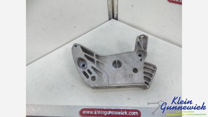 Gebruikte Motorrubber Volkswagen Polo Prijs € 37,00 Margeregeling aangeboden door Klein Gunnewiek Autodemontage & Motorentechniek
