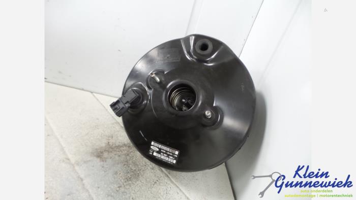 Rembekrachtiger van een Ford Mondeo 2015