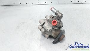 Gebruikte Stuurbekrachtiging Pomp Renault Master Prijs € 110,00 Margeregeling aangeboden door Klein Gunnewiek Autodemontage & Motorentechniek