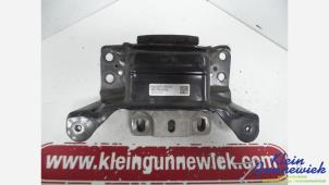 Gebruikte Versnellingsbak Steun Skoda Superb Prijs € 30,00 Margeregeling aangeboden door Klein Gunnewiek Autodemontage & Motorentechniek