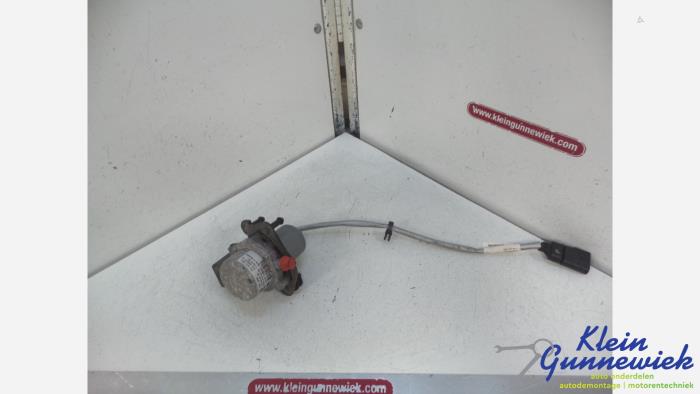 Gebruikte Vacuumpomp Rembekrachtiging Volkswagen E-Golf Prijs € 23,00 Margeregeling aangeboden door Klein Gunnewiek Autodemontage & Motorentechniek
