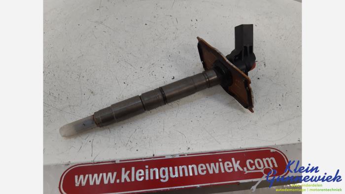 Gebruikte Verstuiver (diesel) Volkswagen Passat Prijs € 80,00 Margeregeling aangeboden door Klein Gunnewiek Autodemontage & Motorentechniek