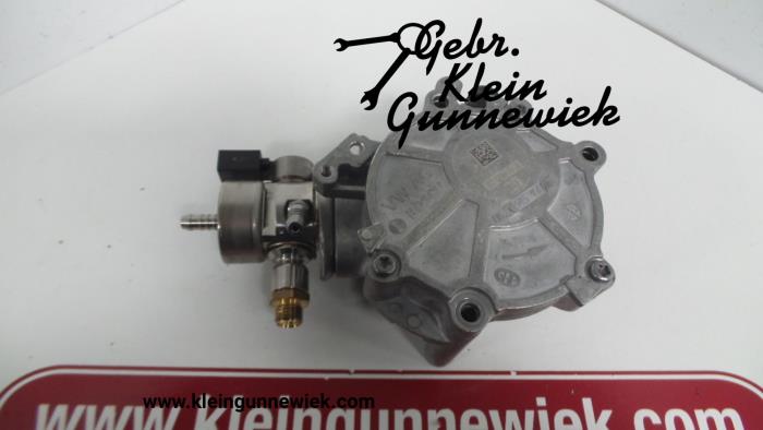 Vacuumpomp Rembekrachtiging van een Volkswagen T-Roc 2018