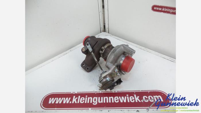 Gebruikte G-lader Peugeot 208 Prijs € 84,00 Margeregeling aangeboden door Klein Gunnewiek Autodemontage & Motorentechniek