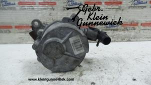 Gebruikte Vacuumpomp (Diesel) Renault Trafic Prijs € 35,00 Margeregeling aangeboden door Gebr.Klein Gunnewiek Ho.BV