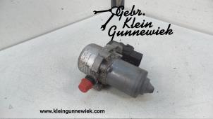 Gebruikte Vacuumpomp Rembekrachtiging Seat Leon Prijs € 80,00 Margeregeling aangeboden door Gebr.Klein Gunnewiek Ho.BV