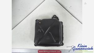 Nieuwe Versnellingsbakdeksel Volkswagen Golf Prijs € 42,35 Inclusief btw aangeboden door Klein Gunnewiek Autodemontage & Motorentechniek