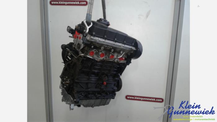 Motor van een Volkswagen Passat 2007