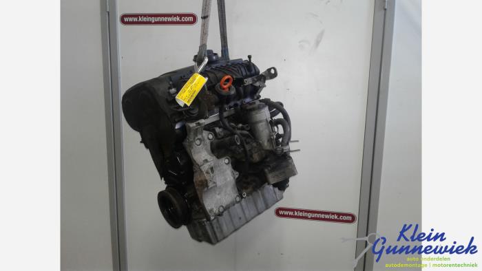 Motor van een Volkswagen Passat 2007