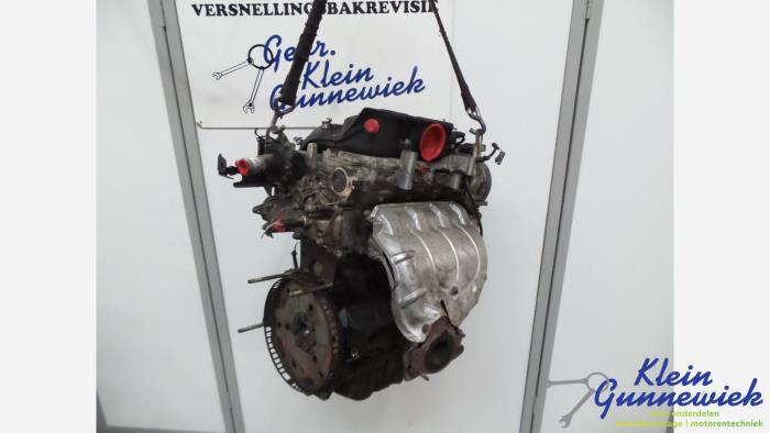Motor van een Renault Laguna 2002