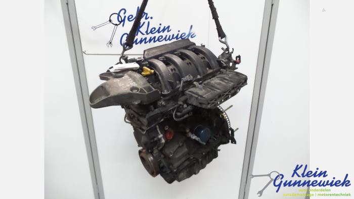 Motor van een Renault Laguna 2002