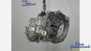 Nieuwe Versnellingsbak Opel Movano Prijs € 1.058,75 Inclusief btw aangeboden door Klein Gunnewiek Autodemontage & Motorentechniek