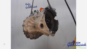 Gebruikte Versnellingsbak Ford Transit Custom Prijs € 695,00 Margeregeling aangeboden door Klein Gunnewiek Autodemontage & Motorentechniek