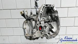 Gebruikte Versnellingsbak Renault Clio Prijs € 300,00 Margeregeling aangeboden door Klein Gunnewiek Autodemontage & Motorentechniek