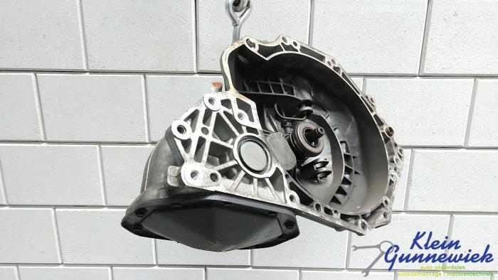 Gebruikte Versnellingsbak Opel Corsa Prijs € 285,00 Margeregeling aangeboden door Klein Gunnewiek Autodemontage & Motorentechniek