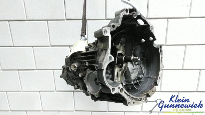 Gebruikte Versnellingsbak Volkswagen Passat Prijs € 100,00 Margeregeling aangeboden door Klein Gunnewiek Autodemontage & Motorentechniek